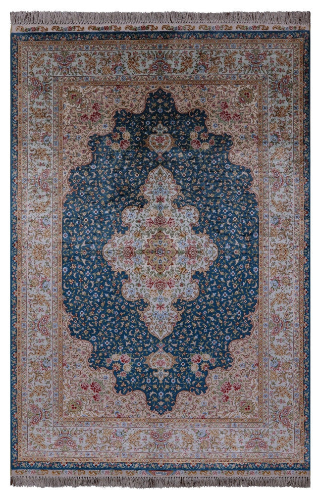 High End Persian 100% Silk Hand Knotted Rug 4' 0" X 6' 0'' Q4833