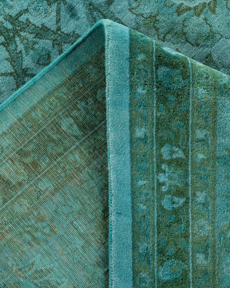 Fine Vibrance, One-of-a-Kind Hand-Knotted Area Rug Green, 8'2"x10'5"