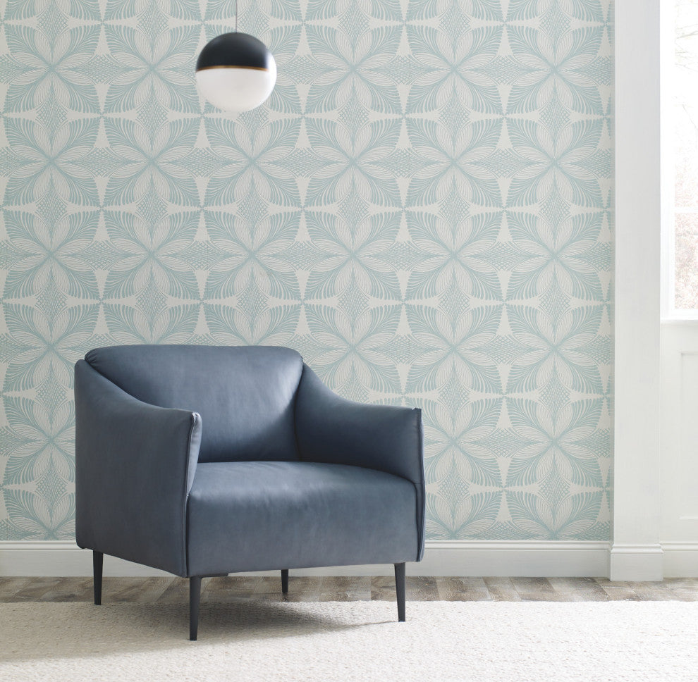 Cream & Blue Roulettes Wallpaper