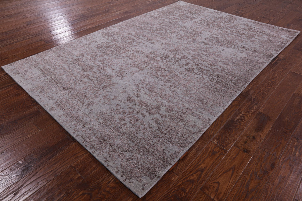 Hand Knotted Persian Wool and Silk Rug 6' 0" X 9' 2" Q7111