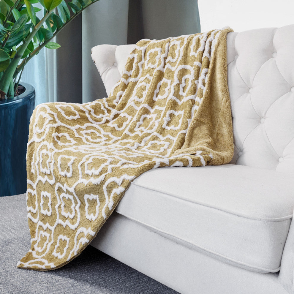 Jacquard Sherpa Throw Blanket, Gold