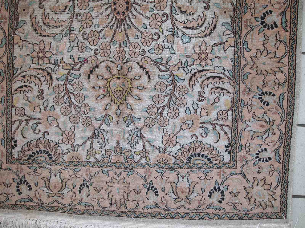 Handmade vintage silk Indo-Tabriz rug 3.2' x 5.3' (100cm x 162cm) 1950s