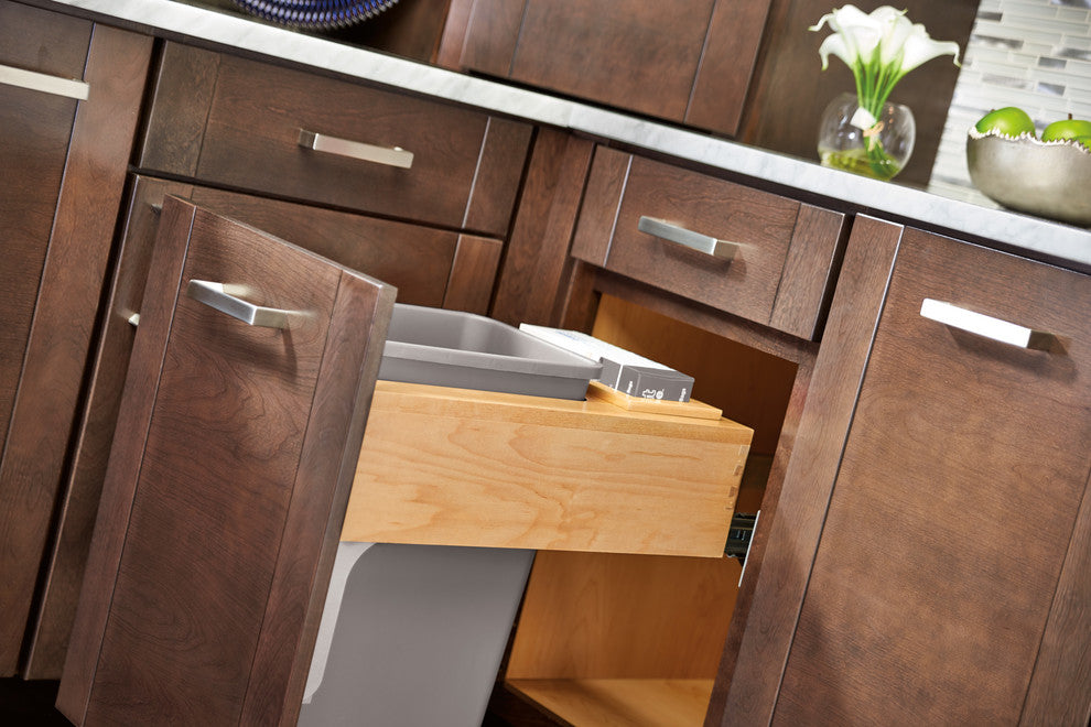 Top Mnt Single 50 Qt Waste Cntr Rev-A-Motion Maple Rev-A-Shelf 4WCTM-RM-1850DM-1