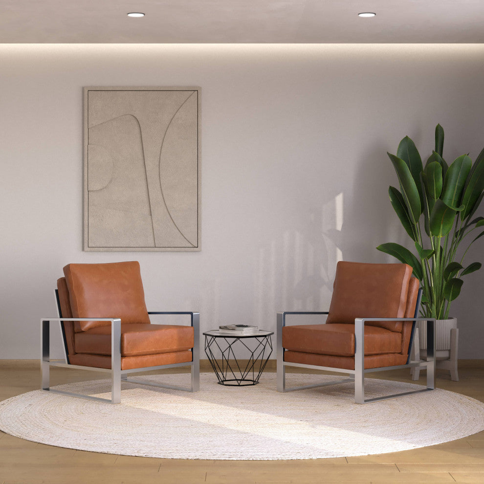 LeisureMod Jefferson Arm Chairs With Silver Frame and Coffee Table, Cognac Tan