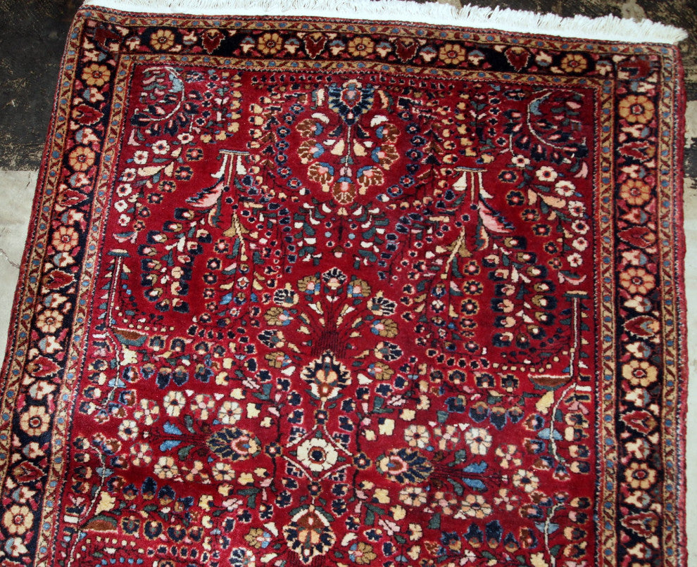 Handmade antique Persian Sarouk rug 3.2' x 5.3' (97cm x 151cm) 1920s