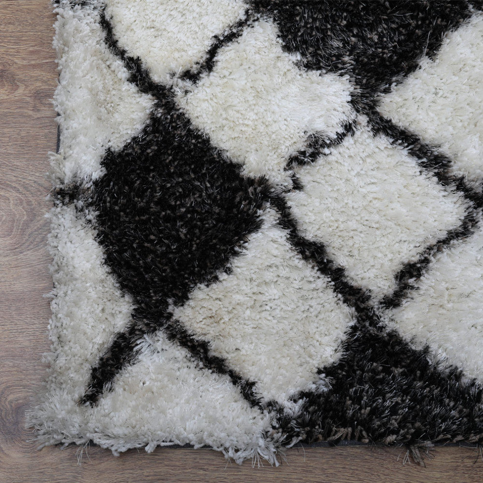 HAND TUFTED SHAG POLYESTER ECO-FRIENDLY AREA RUGS -  Gray White Color, Geometric