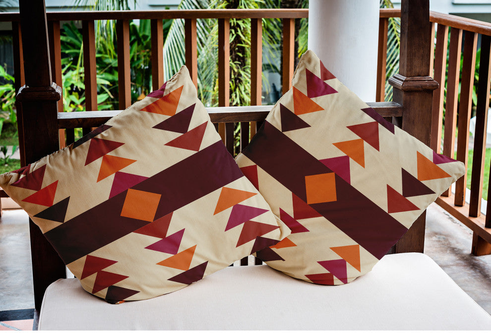 18" x 18" Sagebrush Indoor/Outdoor Polyester Throw Pillow, Pomegranate
