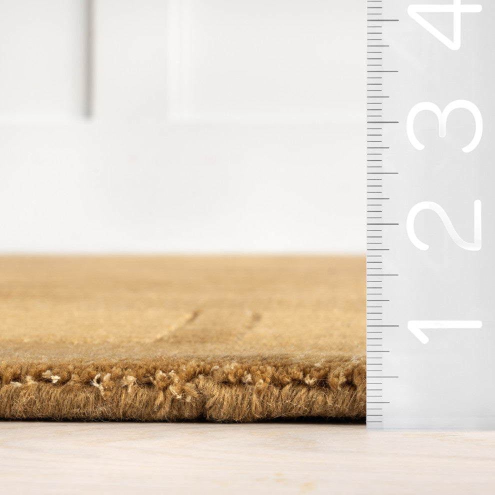 Petra High-Low Wool-Blend Area Rug, Wheat 2'6" x 8'