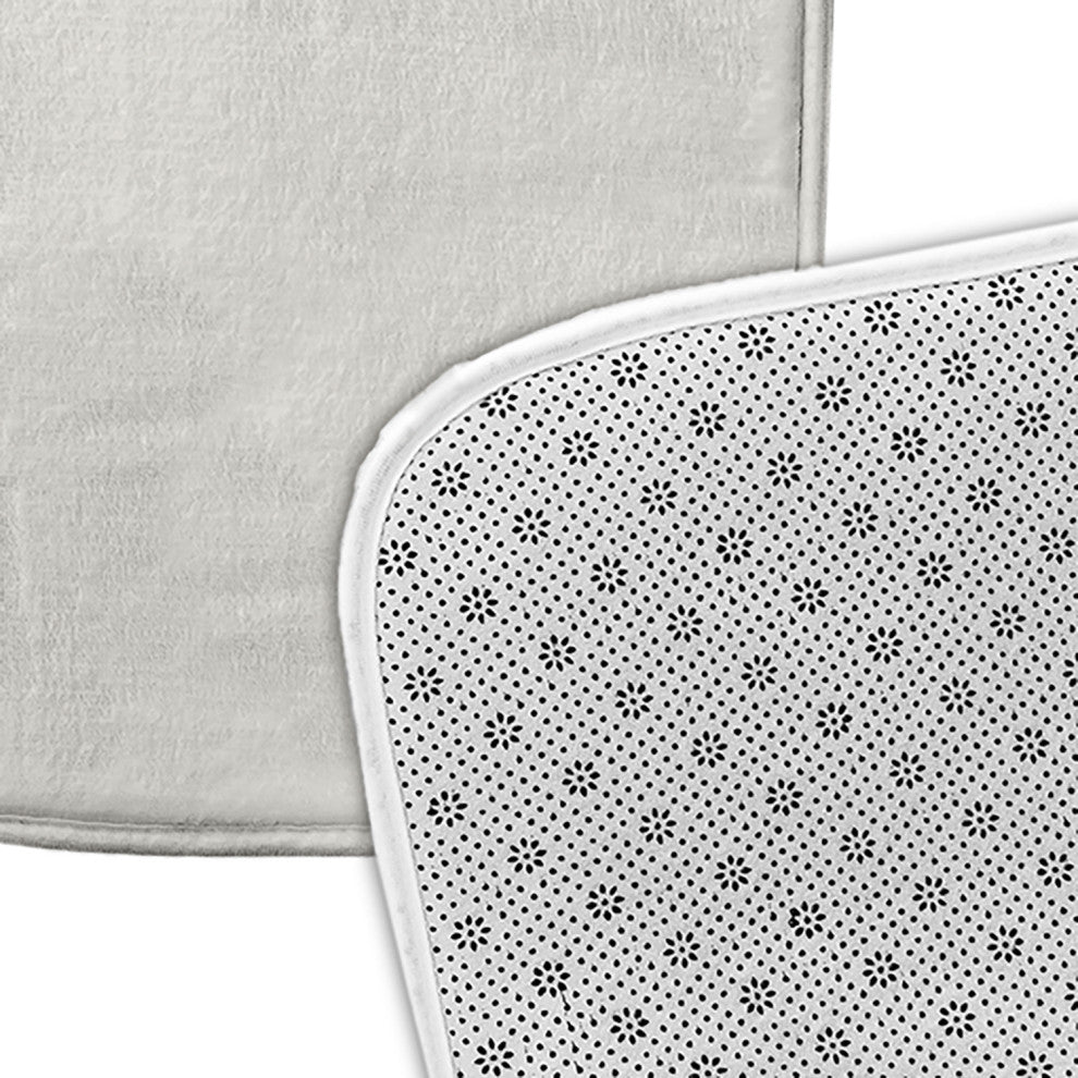 24" x 17" Large Ship Wheel Bathmat, Dusty Smoke