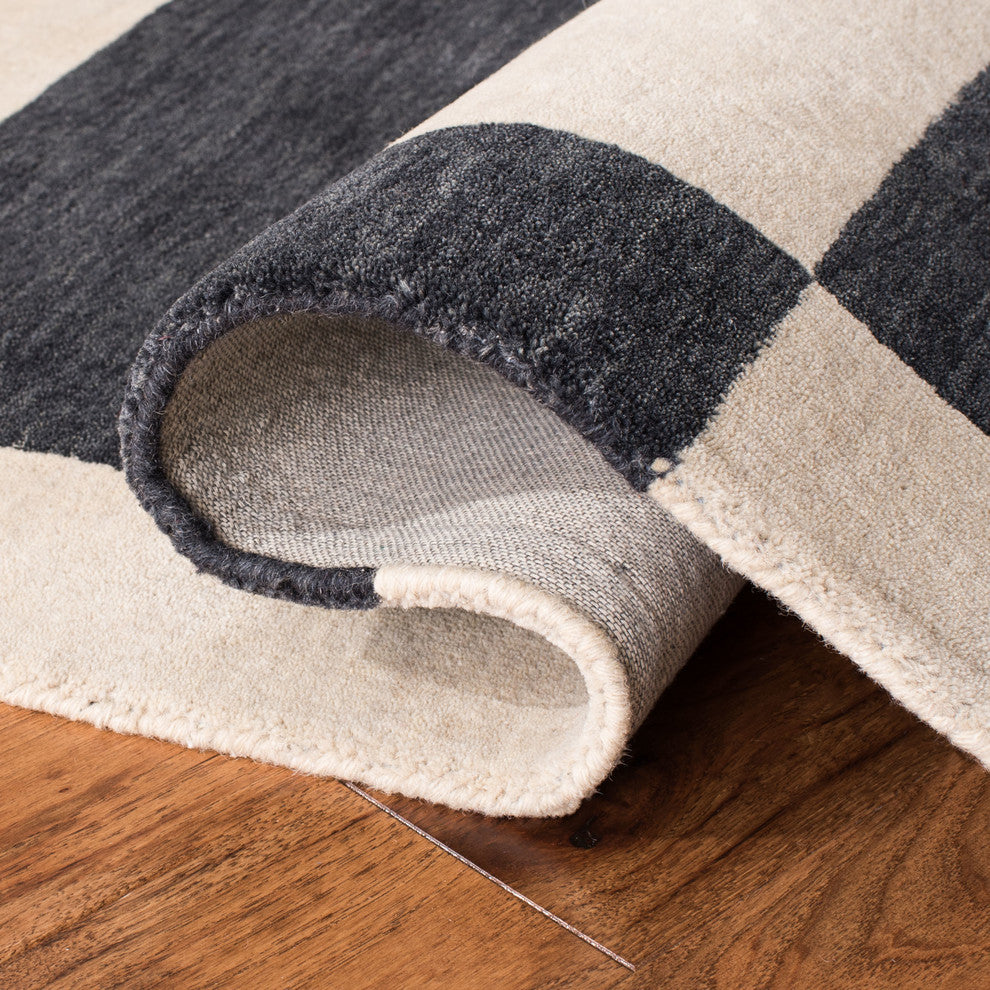 Safavieh Himalaya Collection HIM562 Rug, Cream, 8'' X 10''