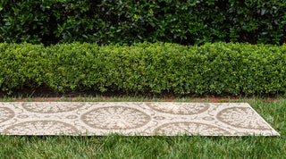 Unique Loom Beige Medallion Outdoor 2'x6' Runner Rug