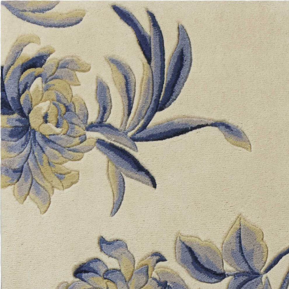 5' x 8' Wool Ivory or Blue Area Rug