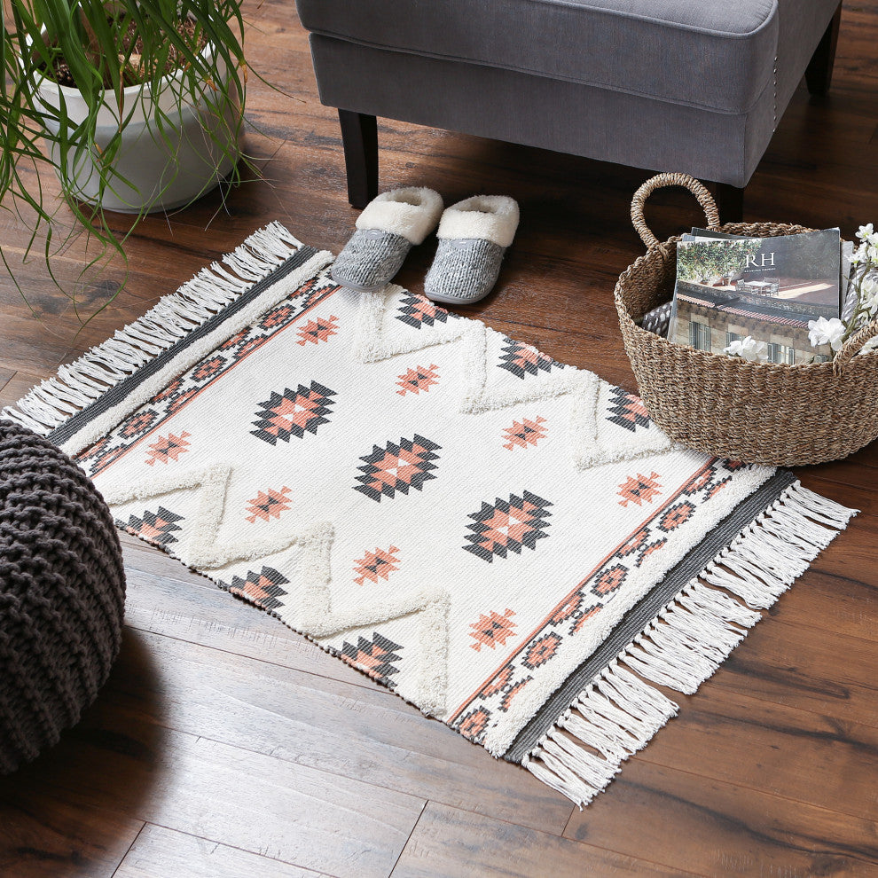 Gray And Blush Printed Off-White Hand-Loomed Shag Rug 2x3 ft.