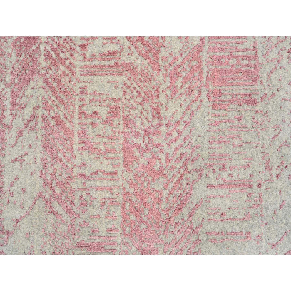 Rose Pink Jacquard Hand Loomed All Over Design Wool and Silk Rug, 9'0"x11'9"