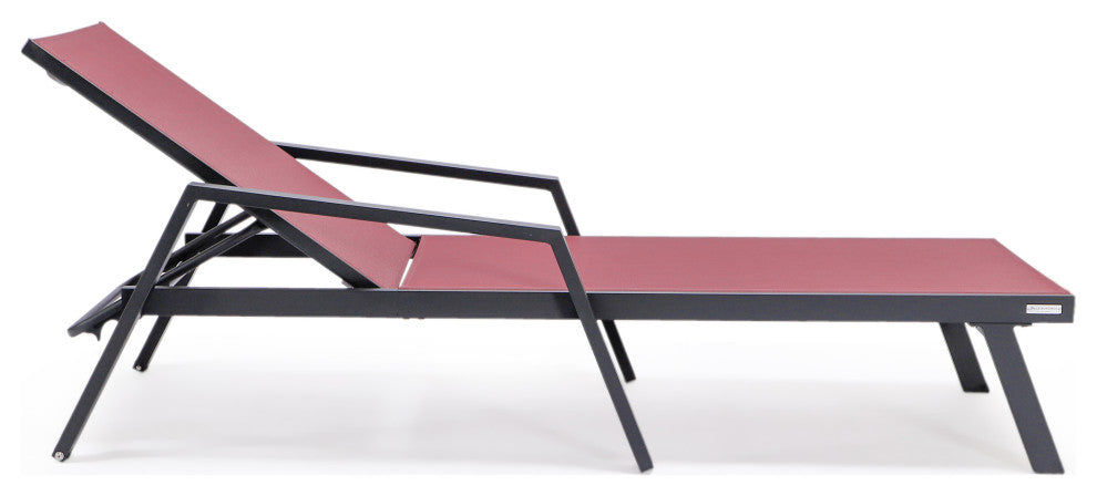 LeisureMod Marlin Chaise Lounge Chair With Arms and Fire Pit Table, Burgundy