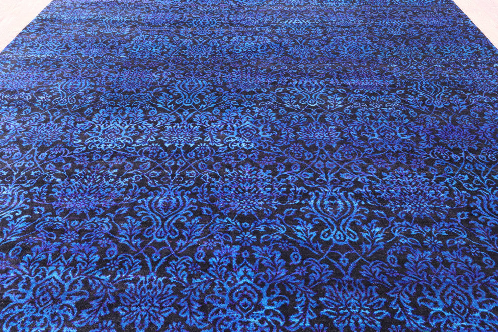 8' 10" X 11' 9" Persian Hand Knotted Silk Rug Q6803