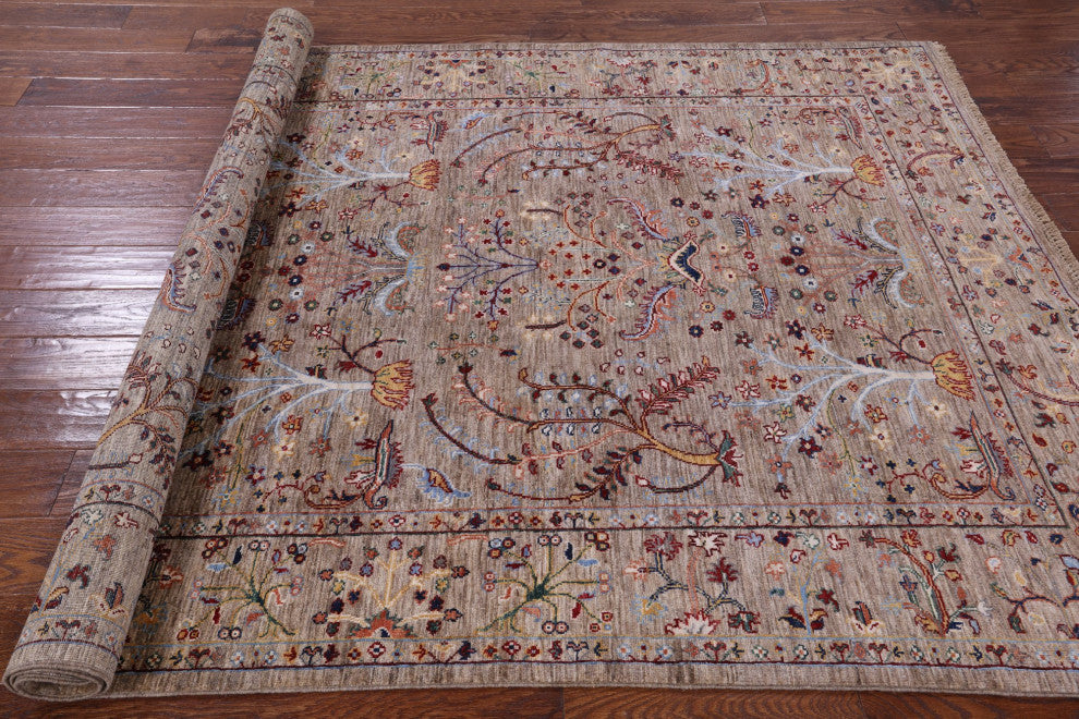 5' 8" X 7' 11" Hand Knotted Persian Tabriz Rug Q7619