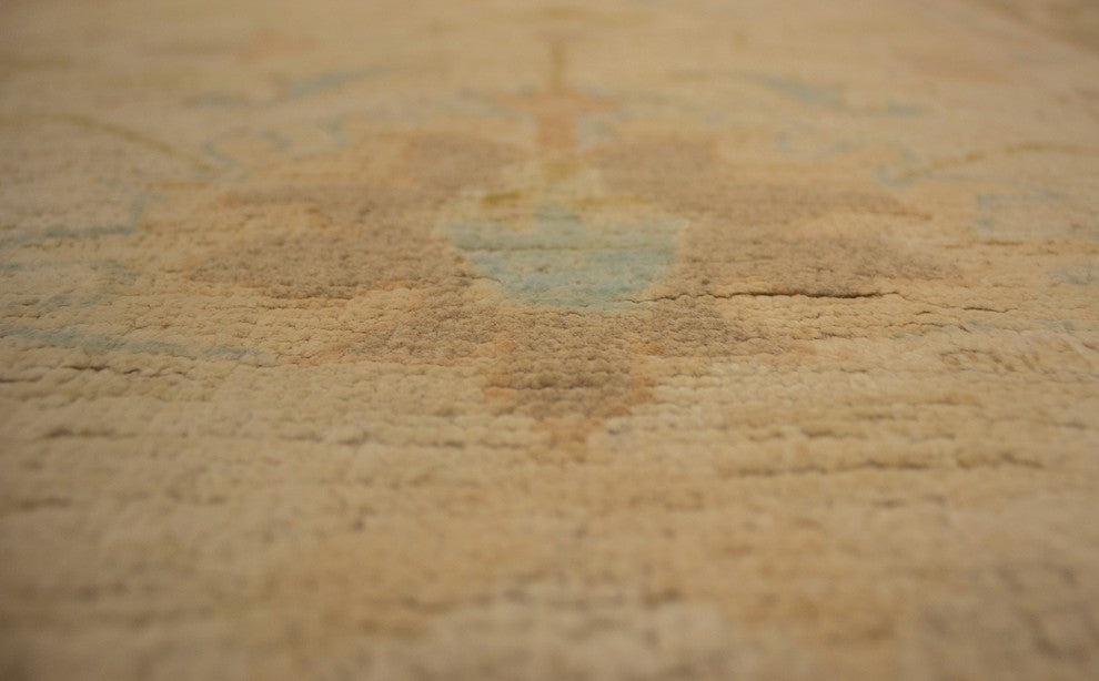 Fine Chobi Ramona Ivory Rug 8'5"x6'0"