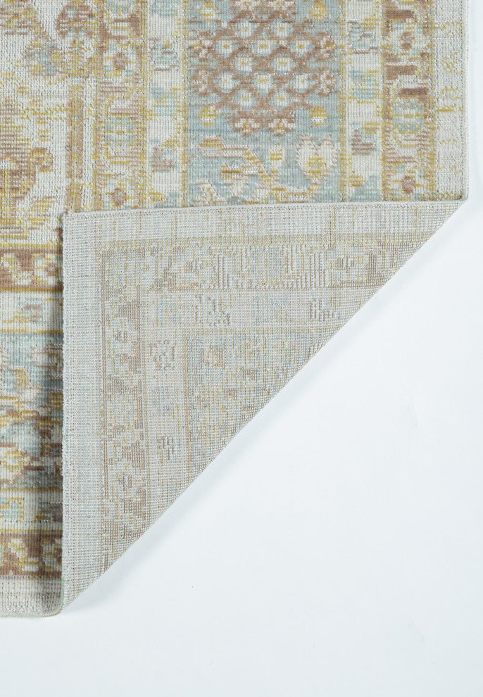 Momeni Isabella Traditional Area Rug, Ivory, 4'x6'