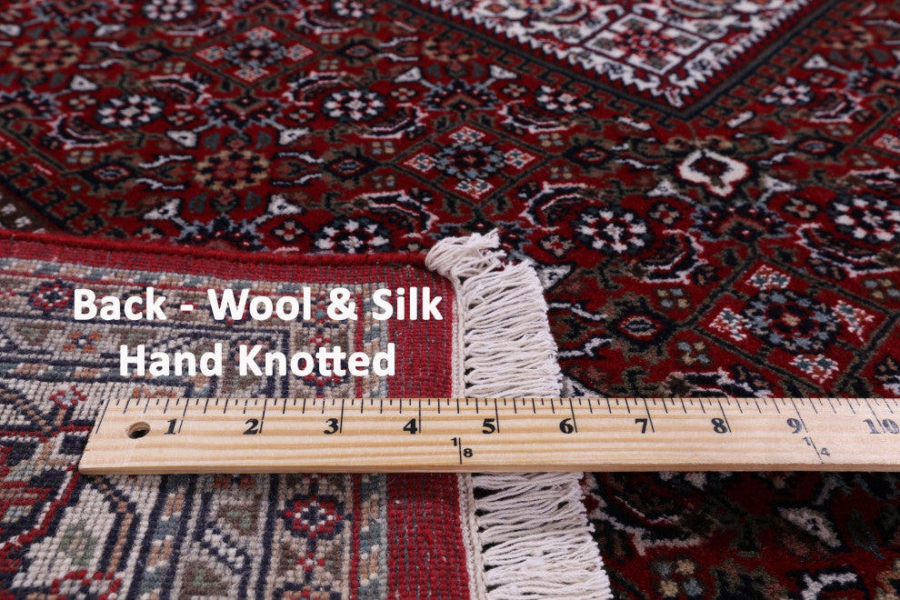 4' 8" X 6' 8" Fine Persian Bijar Wool and Silk Rug Q6725