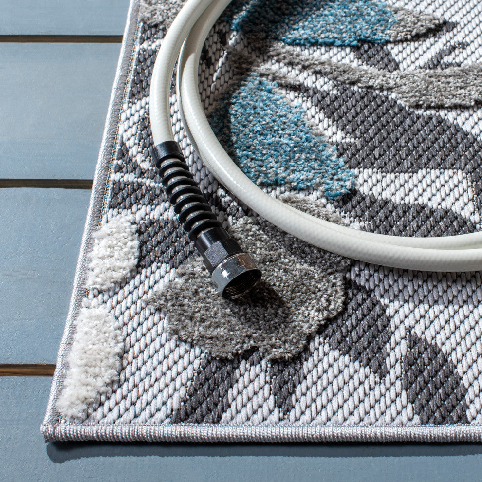 Safavieh Cabana Collection CBN674 Indoor-Outdoor Rug