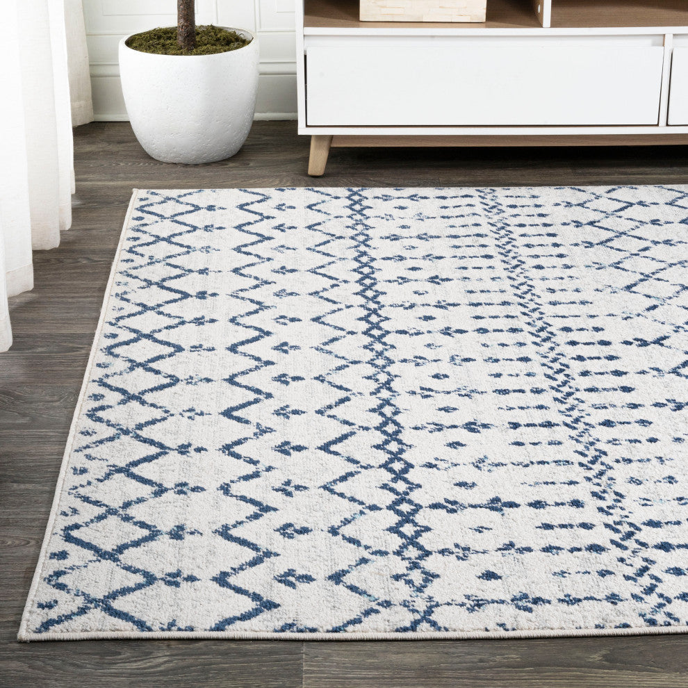 Moroccan HYPE Boho Vintage Diamond Runner Rug, Cream/Navy, 4 X 6