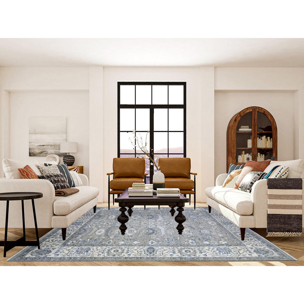 Electric Gray Heris Serrated Leaf Pattern Wool Hand Knotted Rug, 7'10"x9'9"