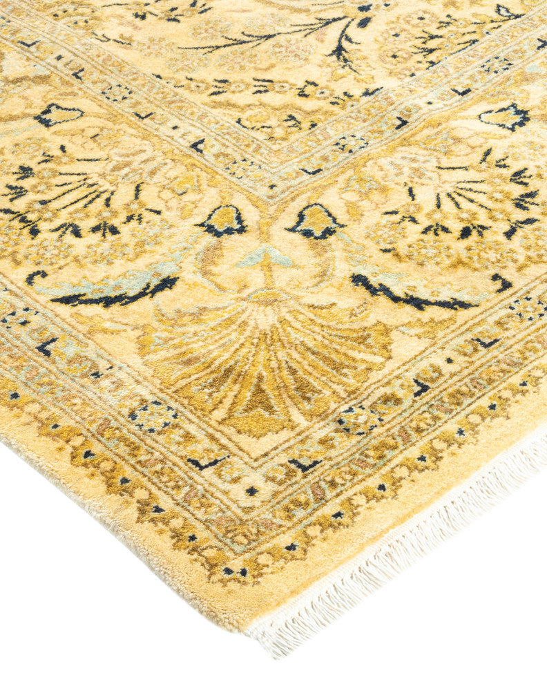 Catalina, One-of-a-Kind Hand-Knotted Area Rug Ivory, 6'2"x8'10"