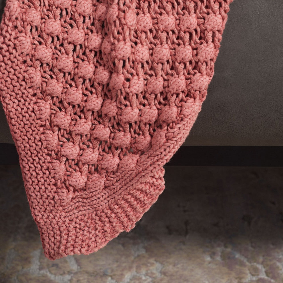 Safavieh Larza Throw Pink