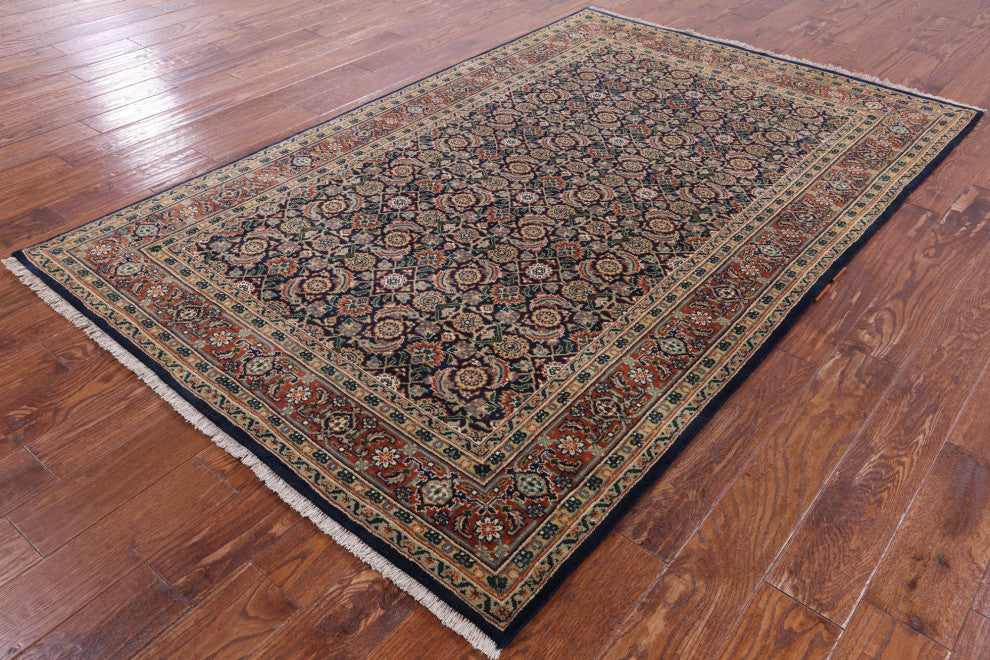 4' 11" X 7' 9" Handmade Persian Hill Herati Wool Rug Q7163