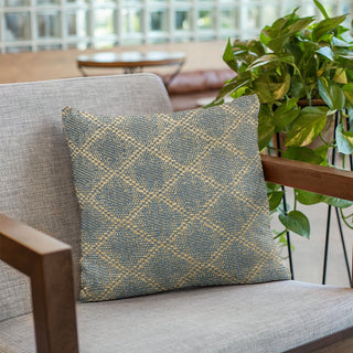 Plutus Blue Diamond Cut Diamond Luxury Throw Pillow, 18"x18"