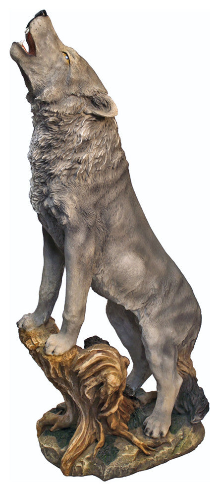 Howling Lone Wolf Garden Statue