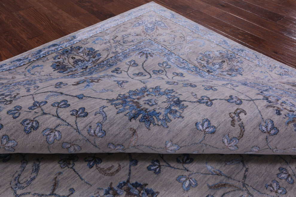 9' 1" X 12' 1" Wool and Silk Persian Hand Knotted Rug Q6215