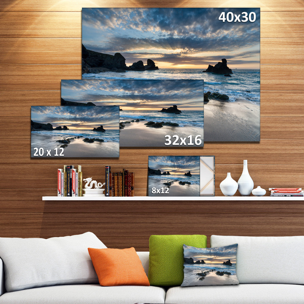 Designart 'Beautiful Porthcothan Bay' Seashore Canvas Art Print, 32"x16"