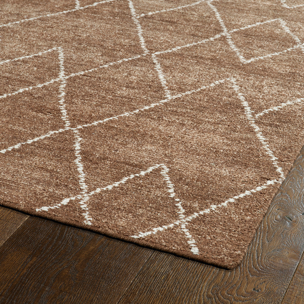 Kaleen Hand Woven Solitaire Brown Bamboo Silk Rug, 5''x7''9"