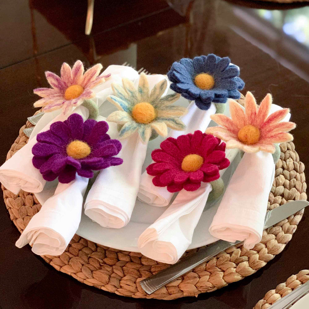 Felt Daisy Napkin Rings, Set of 6
