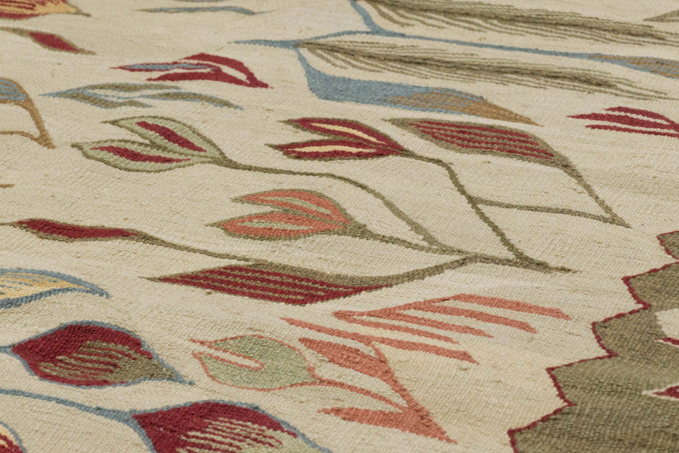 New Handwoven Turkish Kilim Rug 3' 11" x 5' 10", 47 in. x 70 in.