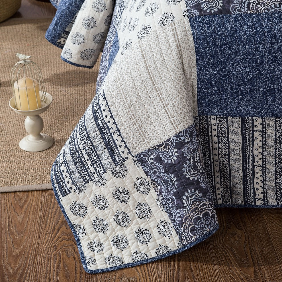 Bohemian Denim Blue Floral Elegance Patchwork Quilted Coverlet Bedspread Set, Qu