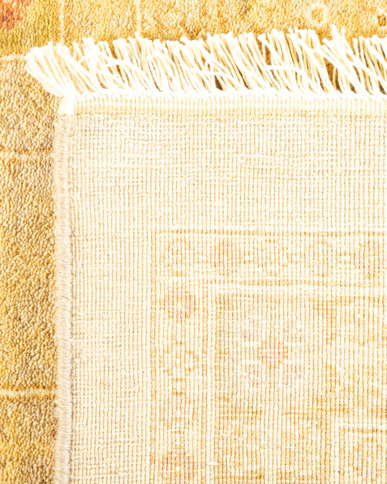 Ryleigh, One-of-a-Kind Hand-Knotted Area Rug Ivory, 8'1"x10'6"