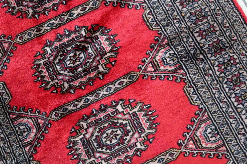 Handmade Vintage Uzbek Bukhara Rug 3'x6.1', 92cmx186cm 1970s