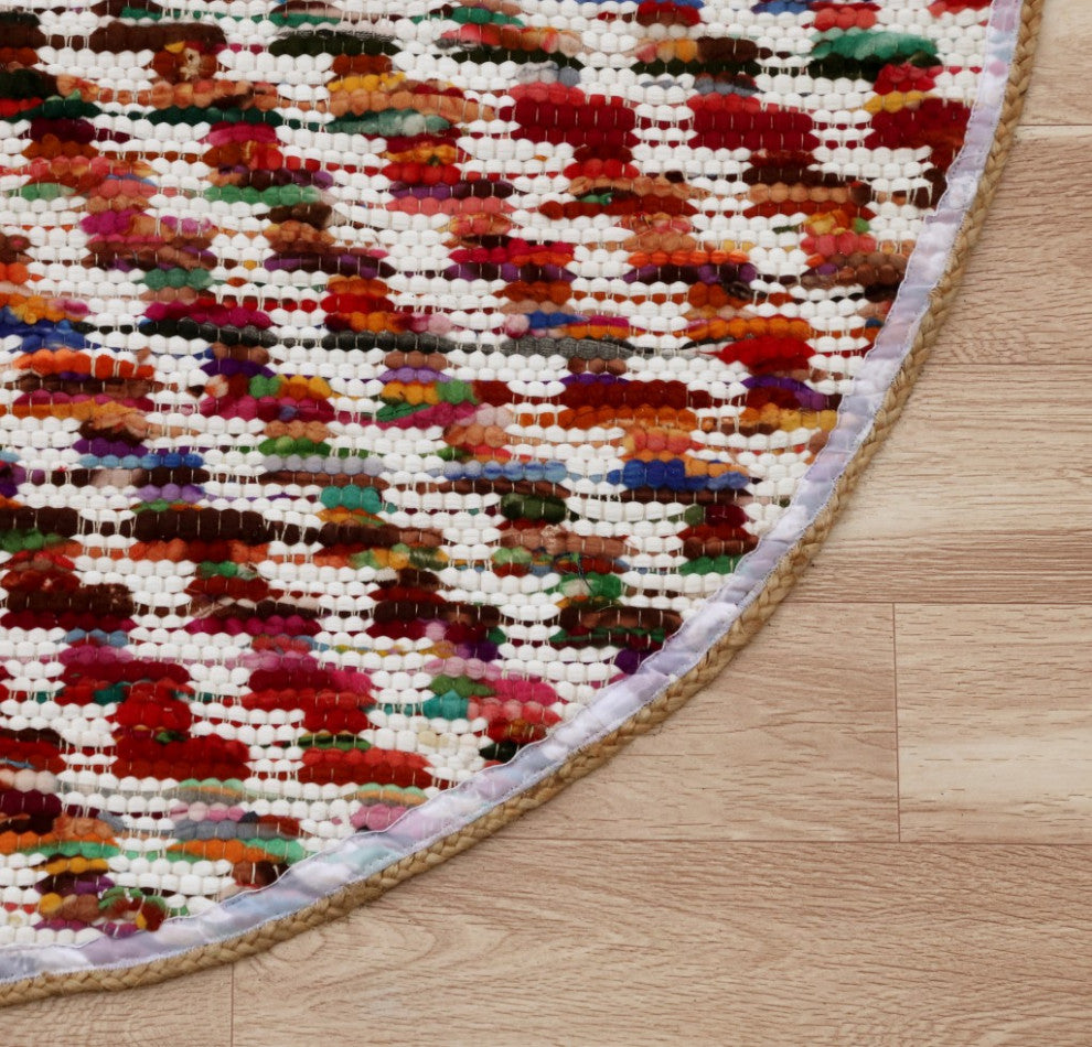 6" Round White Braided Chindi Area Rug