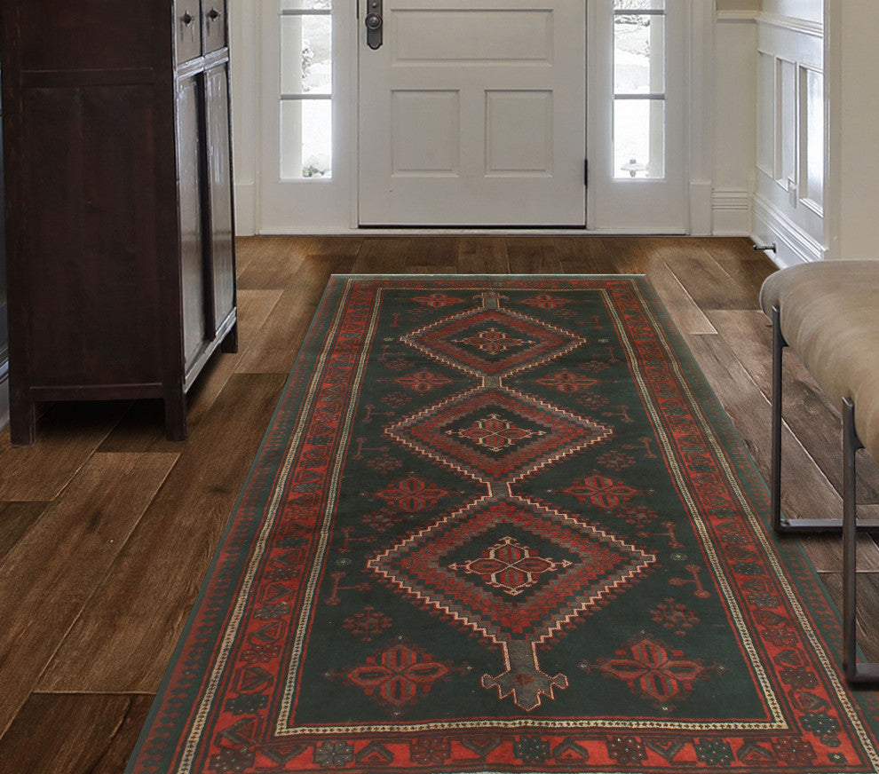 Vintage Distressed Brixton Black/Rust Rug, 5'3x9'1