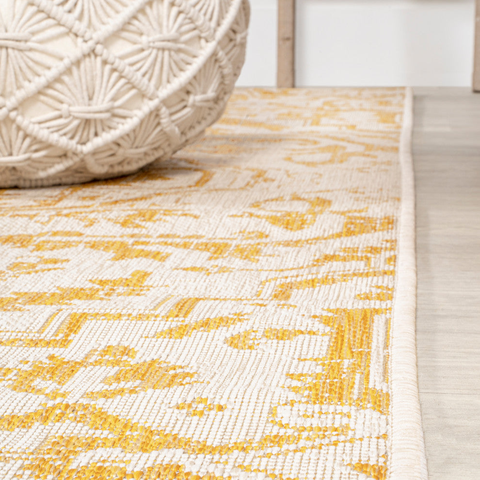 Estrella Bohemian Medallion Textured Weave Indoor/Outdoor, Cream/Yellow, 2 X 10