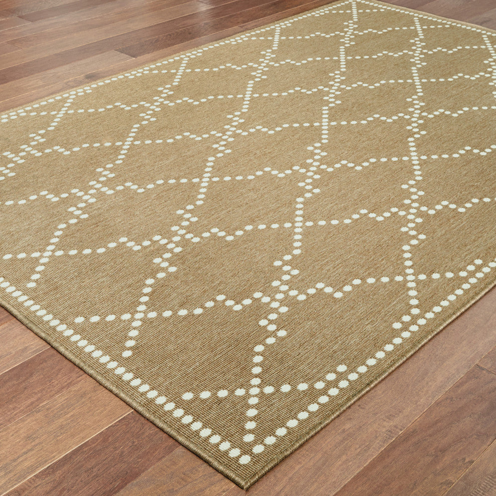 Oriental Weavers Marina Tan/ Ivory Geometric Indoor/Outdoor Rug 7'10"X10'10"