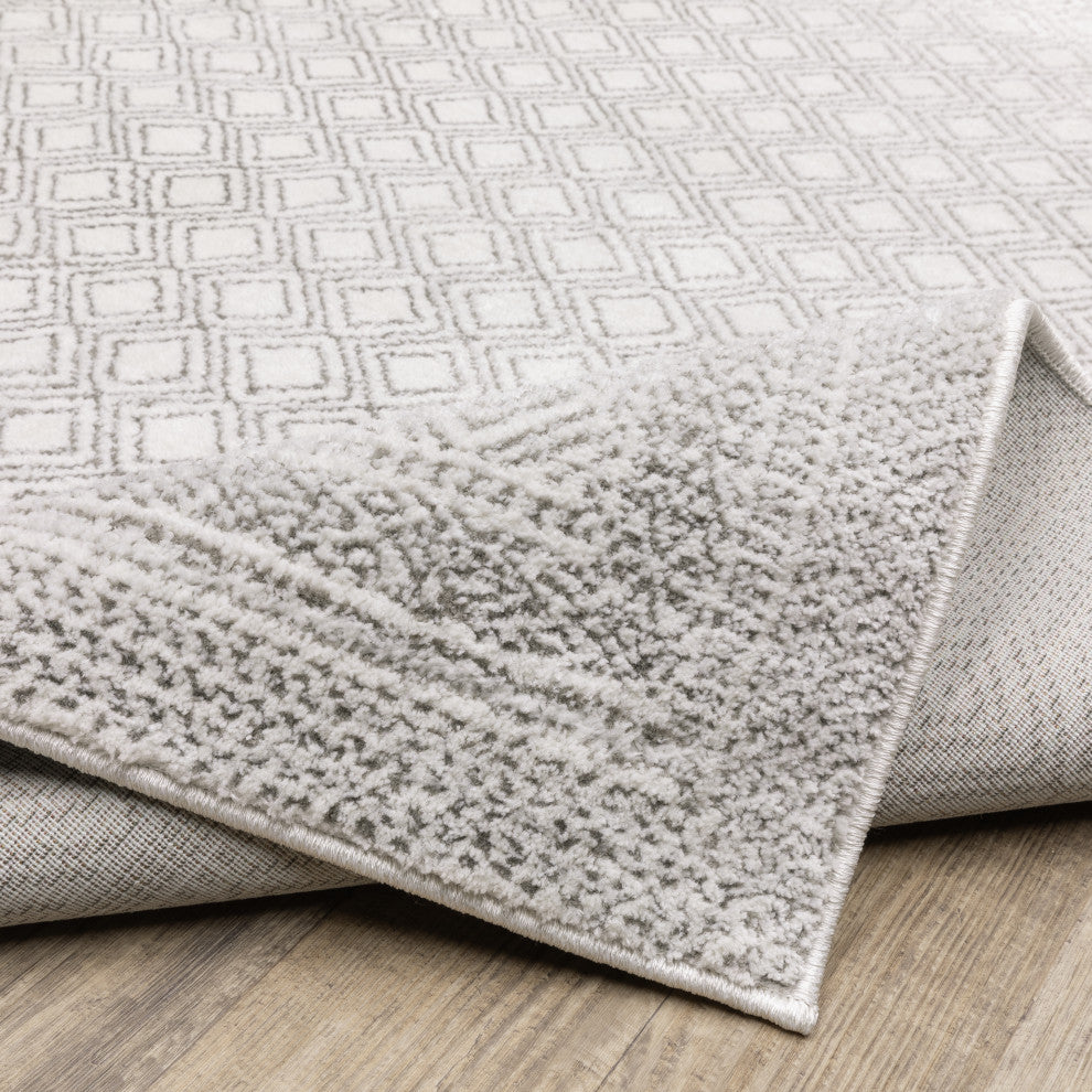 Monfort Diamond Oriental White/Grey Indoor Area Rug, 3'3"x5'