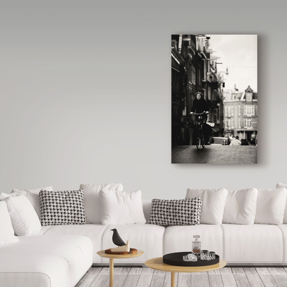 Julien Oncete 'Rainy Street Life' Canvas Art, 24"x16"