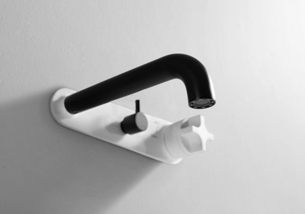 Newly Design Wall Mounted Tub Spout with Handheld Shower
