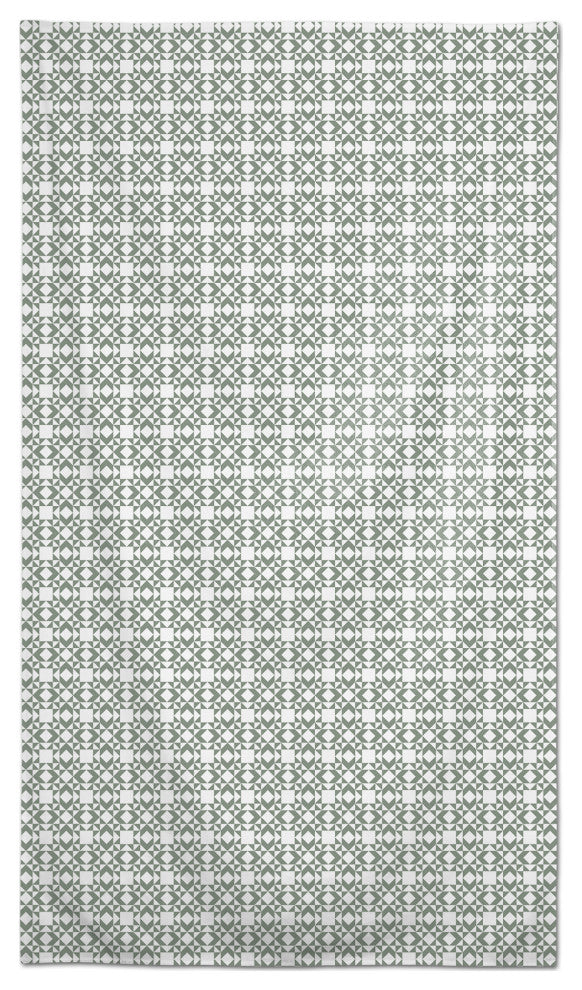 Green Barn Star 58 x 102 Outdoor Tablecloth