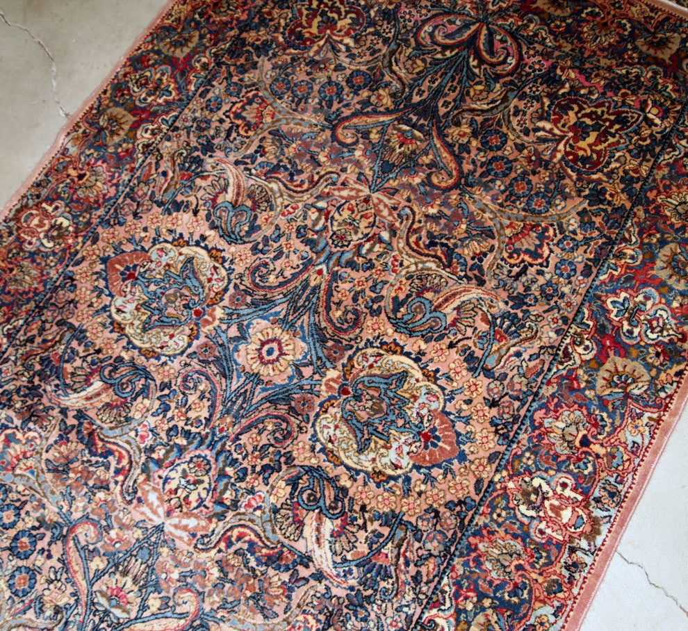 Handmade antique Persian Kerman rug 4.2' x 6.10' (128cm x 211cm) 1920s