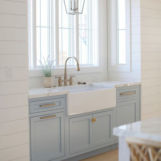 Austen Crisp White Fireclay 33" Single Bowl Farmhouse Undermount Kitchen Sink